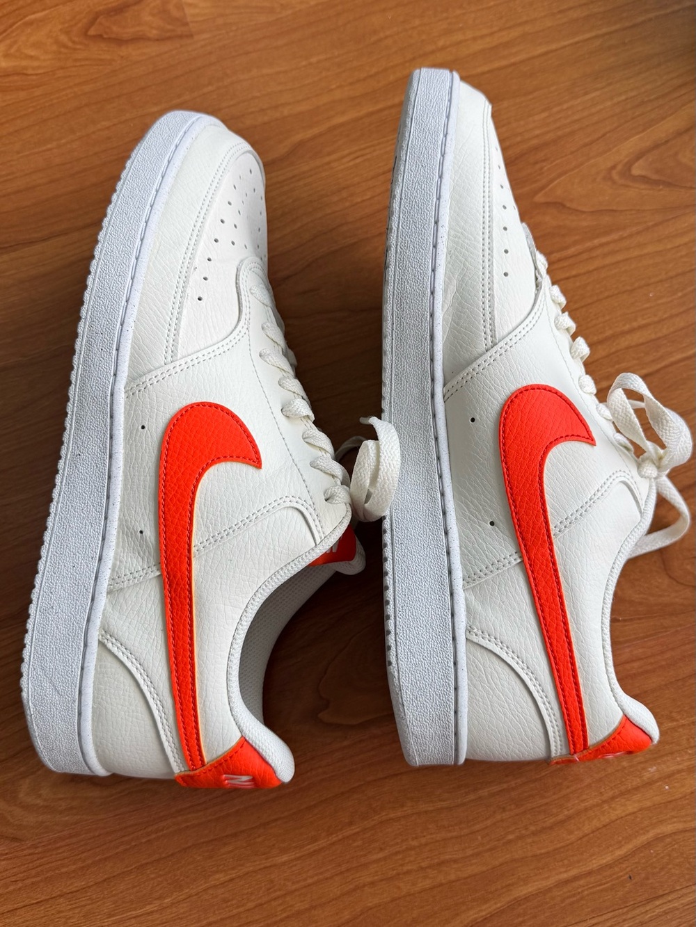 Men nike court vision low white orange